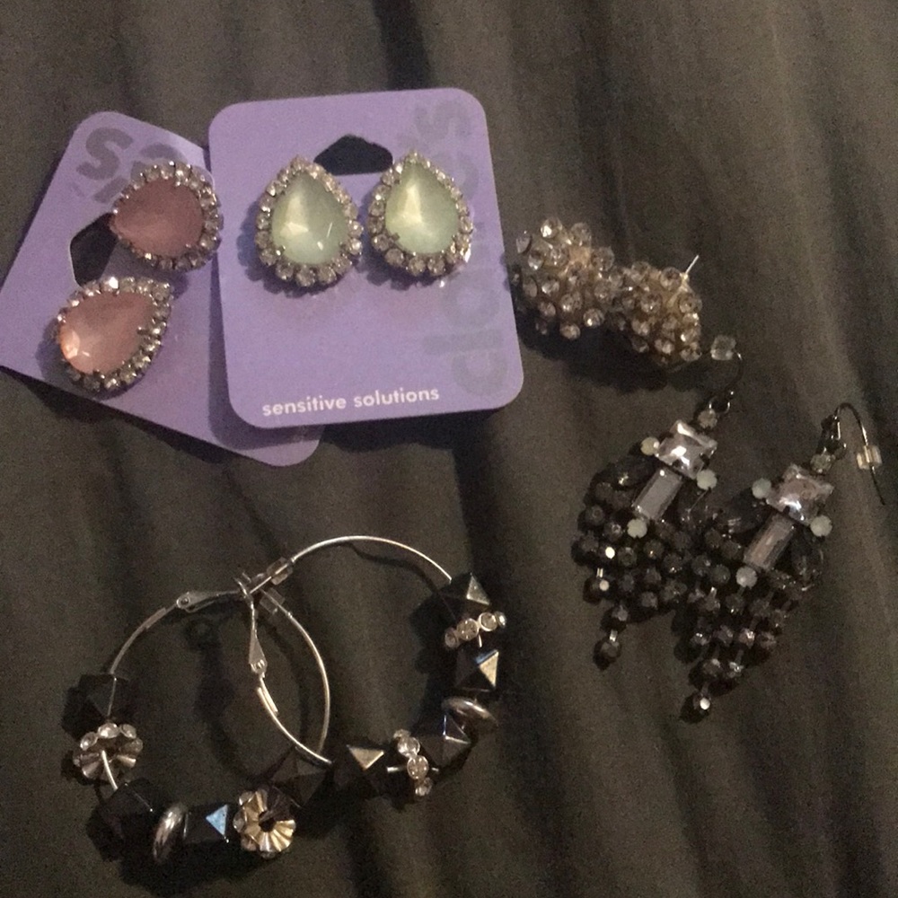 Set of 5 pairs of earring